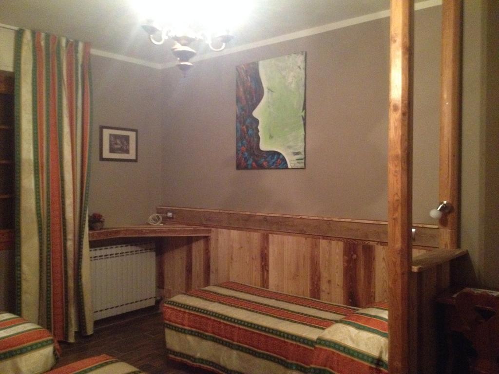 Hotel Trois Etoiles Entracque Zewnętrze zdjęcie