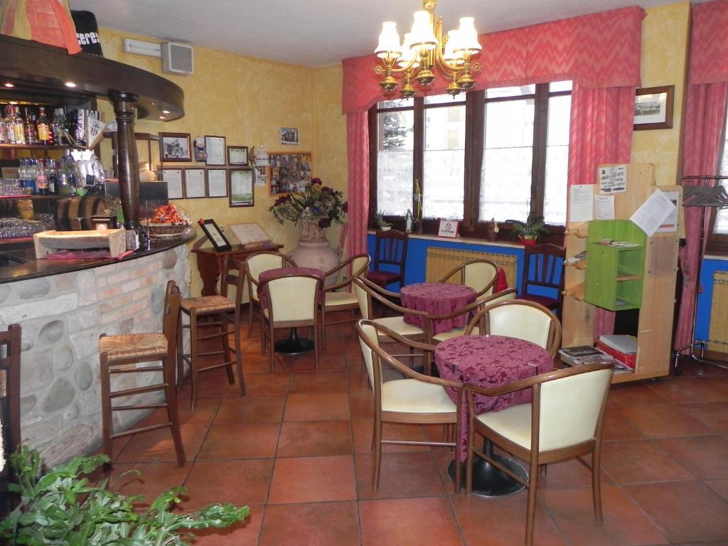 Hotel Trois Etoiles Entracque Zewnętrze zdjęcie